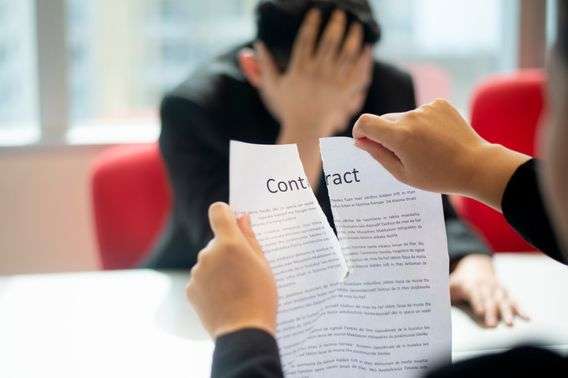Denuncian irregulares en la liquidación de prestaciones legales.