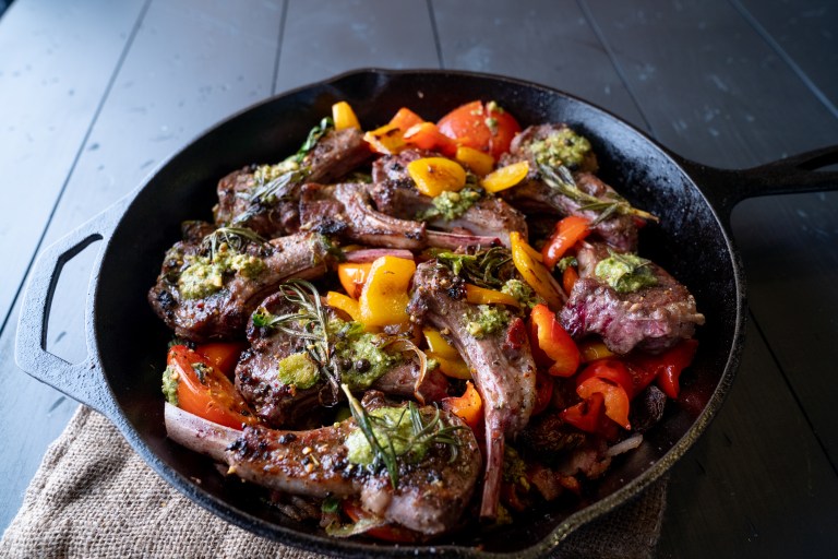 Prepara en 45 minutos esta receta de lomo salteado con vegetales