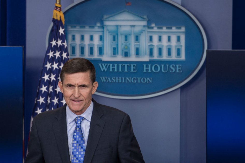 El consejero de Seguridad Nacional, Mike Flynn, advierte sobre una política más dura hacia Irán. / AFP