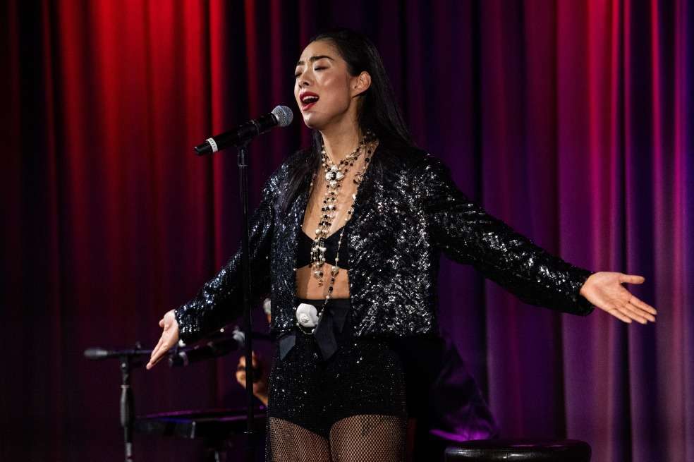 La cantante habló de sus orígenes en la música y su segundo disco.
