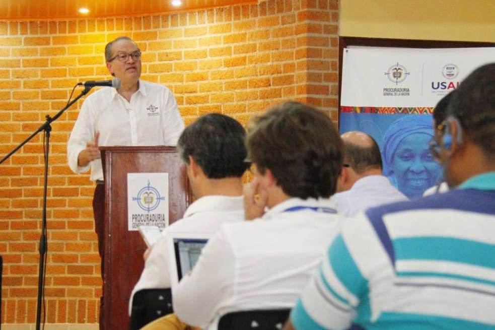 El procurador Fernando Carrillo evidenció problemáticas como las "casas de pique" y la explotación sexual. / Tomada de Twitter @PGN_COL