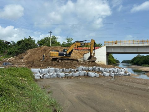 Así avanza la recuperación del puente Juan de Acosta en vía Barranquilla-Cartagena