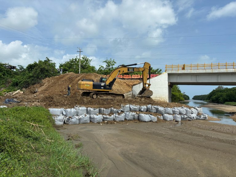 Así avanza la recuperación del puente Juan de Acosta en vía Barranquilla-Cartagena