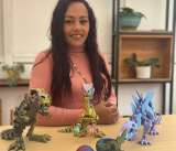 Ella perdió su trabajo y, por “desvare”, terminó emprendiendo con impresiones 3D