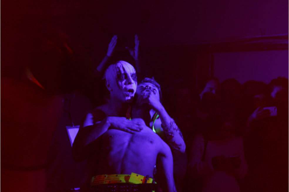 Laika Tamara, Jona Tamara, Cobra Tamara, Lady Hunter, Honey Vergony, Pv$$y Diva, Nashly Tamara y Baretamara son las integrantes del colectivo House of Tupamaras, encargado del performance “Manifiesto del remiendo”. / Mariana struve