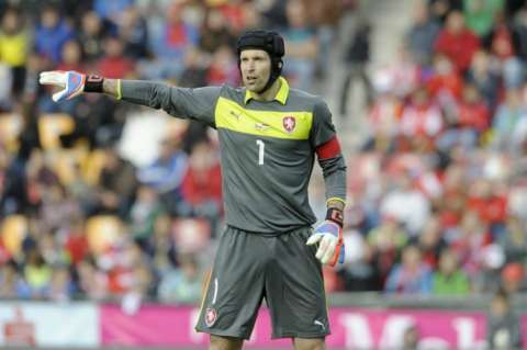 El accidente que marcó la carrera de Petr Cech