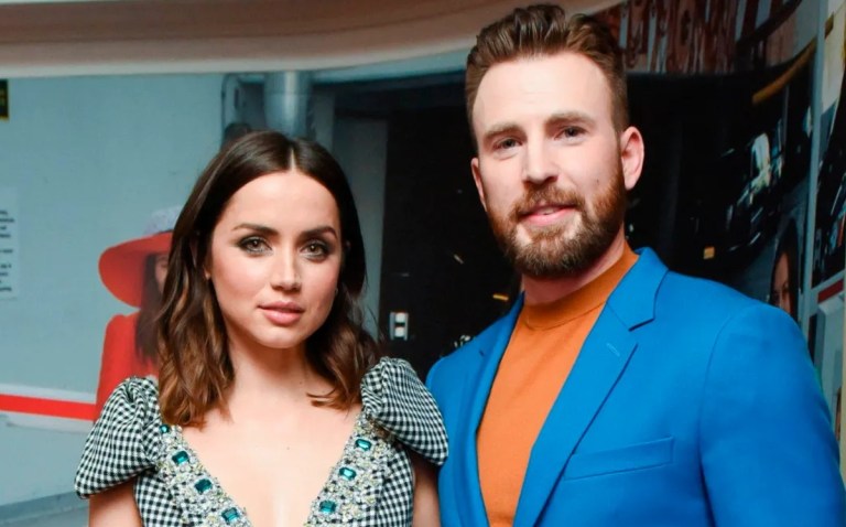 Ana de Armas y Chris Evans, juntos de nuevo en la película “Ghosted”