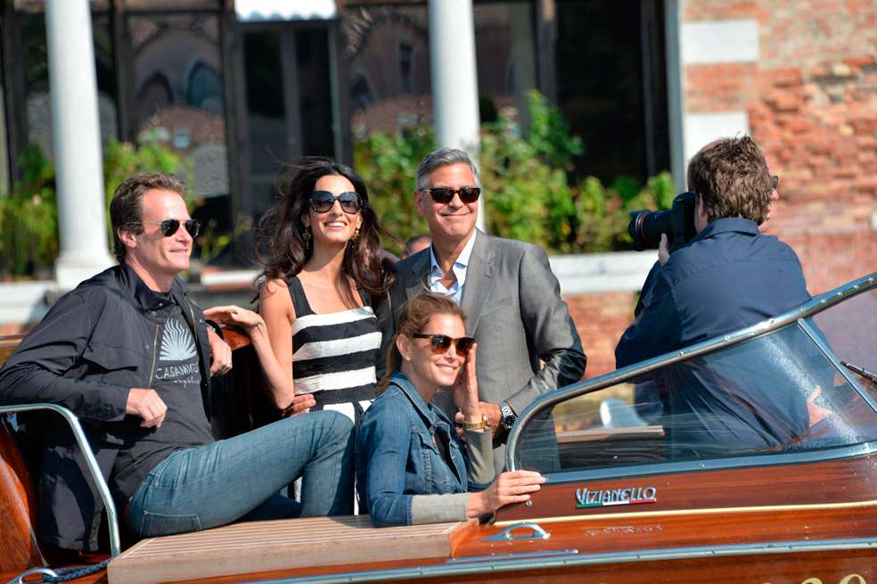 George Clooney con su esposa Amal y sus amigos Rande Gerber y Cindy Crawford en 2014. / Archivo EFE