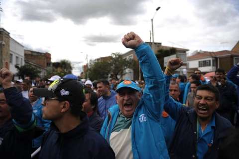 Administración Peñalosa desiste de vender la ETB