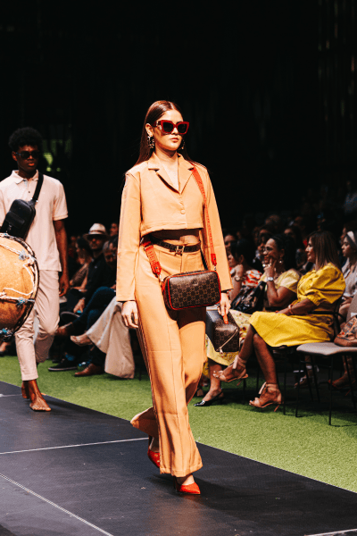 Mario Hernández inauguró el Santander Fashion Week con El Camino