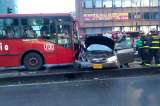 Caos en Transmilenio por accidente de tránsito y fuertes lluvias