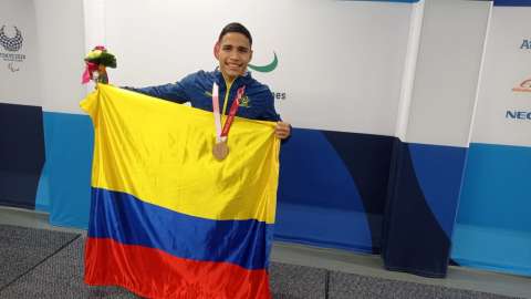 Carlos Daniel Serrano conquistó presea de bronce en los Juegos Paralímpicos