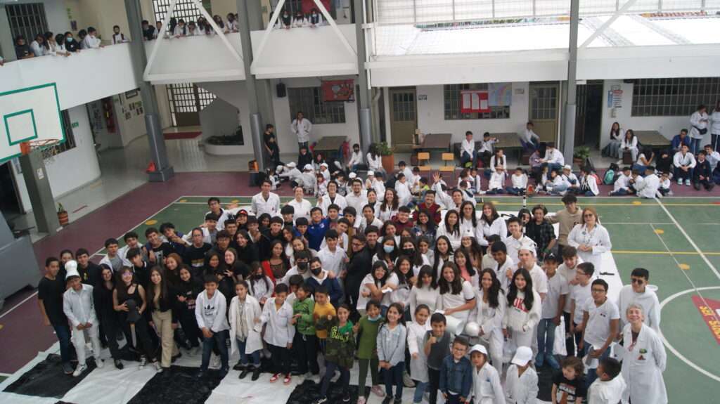 El Colegio Nueva Alianza Integral contaba con 46 años de trayectoria académica.