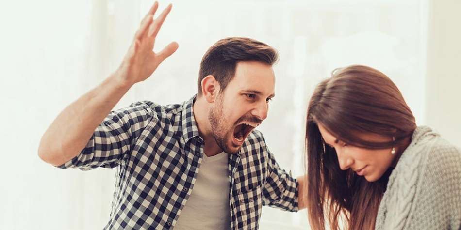 Me grita y me critica porque estoy gorda, ¡quiero iniciar otra vida!