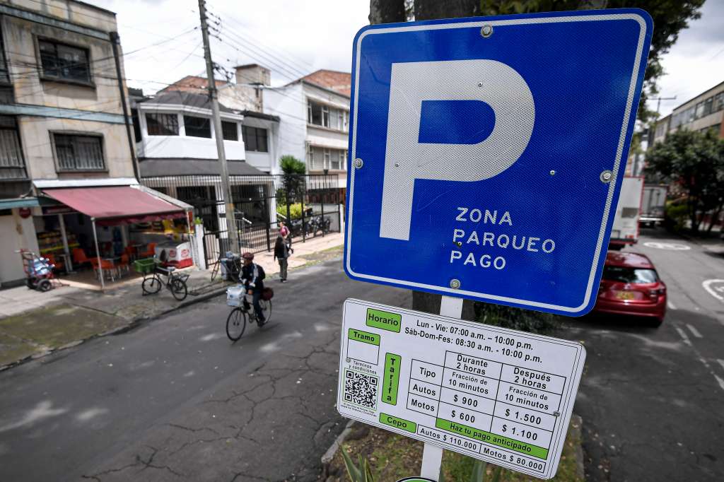 Zona de parqueo en Bogotá.