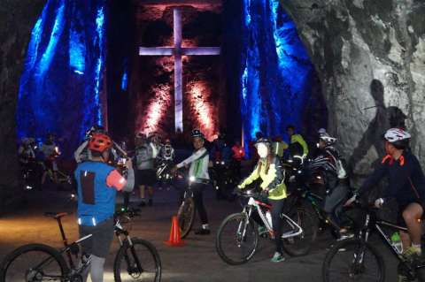 El ciclomontañismo se tomó la mina de sal de Zipaquirá
