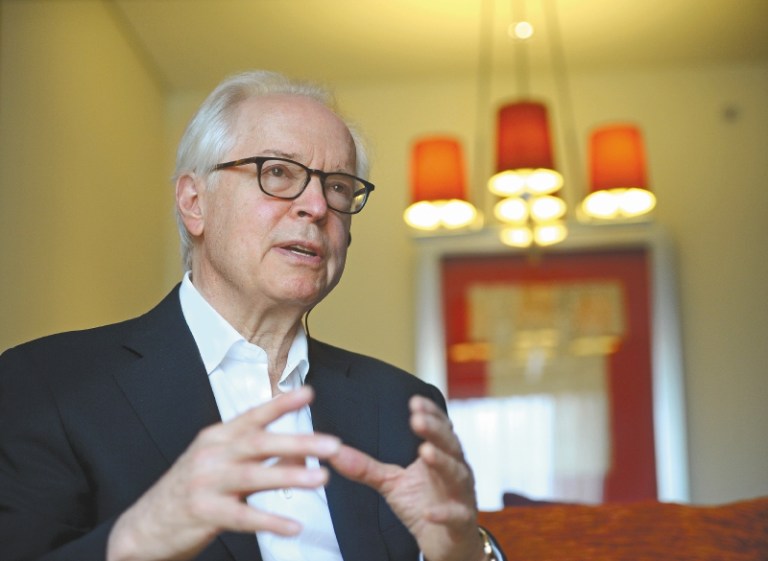 “El Gobierno no es serio con la implementación del Acuerdo de Paz”: Bernard Aronson