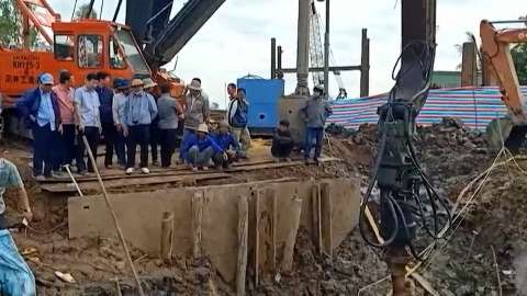 Niño atrapado en un agujero fue declarado muerto en Vietnam