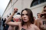 Cofundadora del grupo feminista Femen se suicidó en París