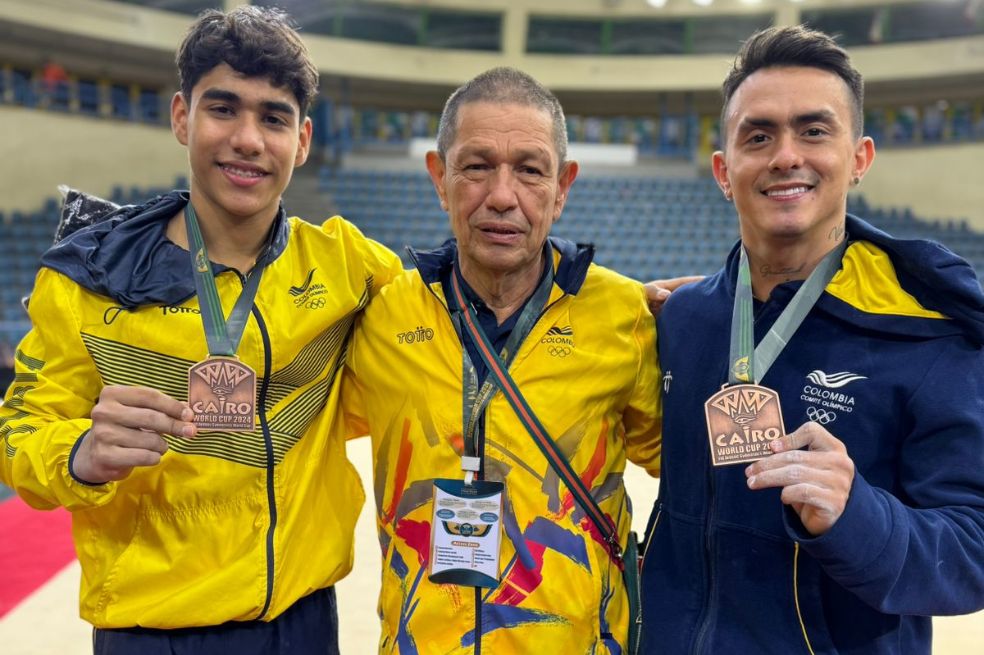Ángel Barajas (izq), Jairo Ruiz y Jossimar Calvo, en El Cairo (Egipto).