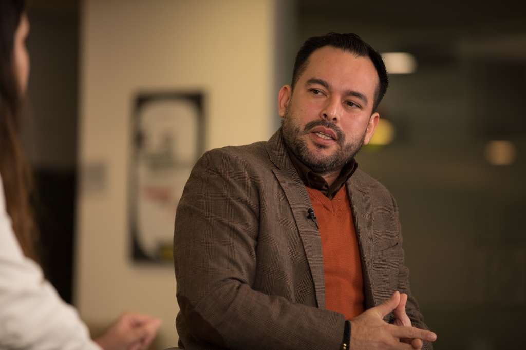 En esta entrevista, Edwin Palma, ministro de Minas y Energía, anunció que el Gobierno radicará la ley de tarifas este mes en el Congreso. El jefe de la cartera explicó los cambios que busca el gobierno en los subsidios de energía, habló sobre las estrategias para enfrentar la escasez de gas en Colombia, los avances en la transición energética y las apuestas para el último año del gobierno Petro.