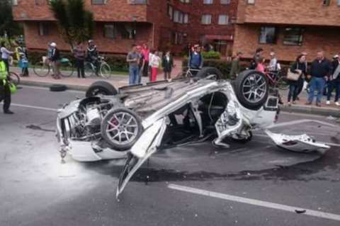 Carros que hacían ‘piques’ protagonizaron accidente de tránsito en el norte de Bogotá