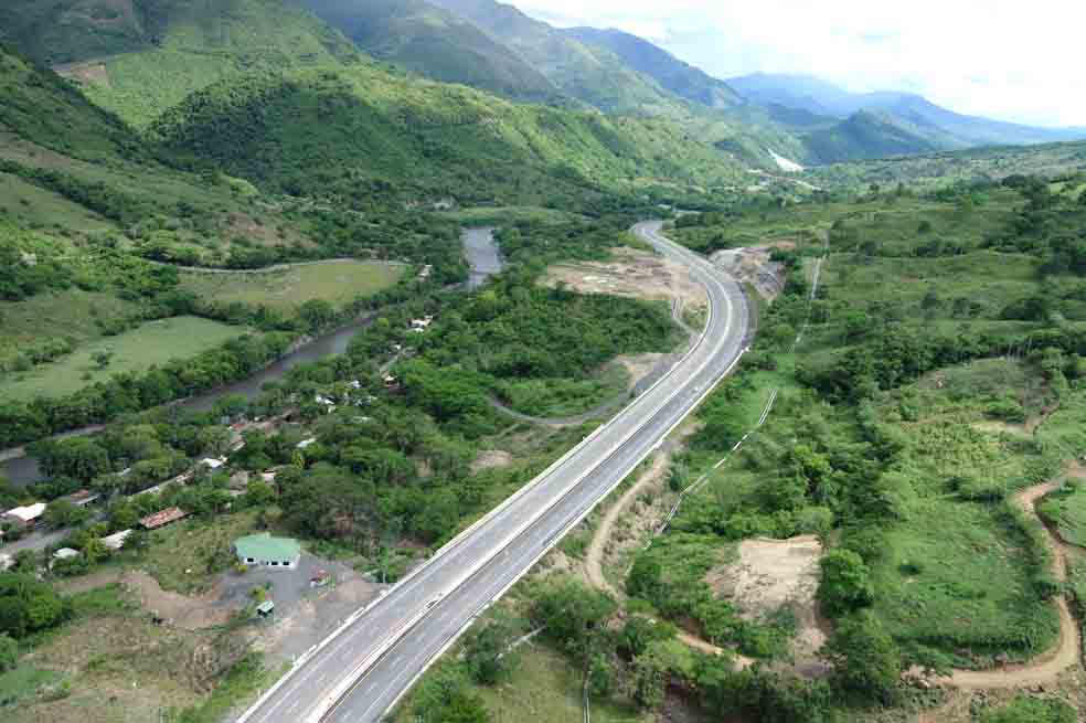 El trayecto Guaduas-Puerto Salgar tiene 60 kilómetros en doble calzada. / Cortesía