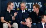 Los hijos de Harry tendrían que pedir permiso para casarse a Carlos o William