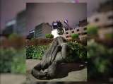 Indígenas Misak tumbaron la estatua de Gonzalo Jiménez de Quesada en Bogotá