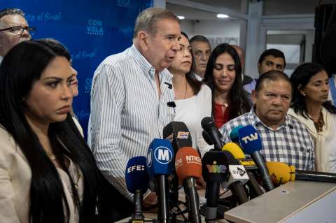 Inhabilitados 10 alcaldes en Venezuela por apoyar la candidatura opositora