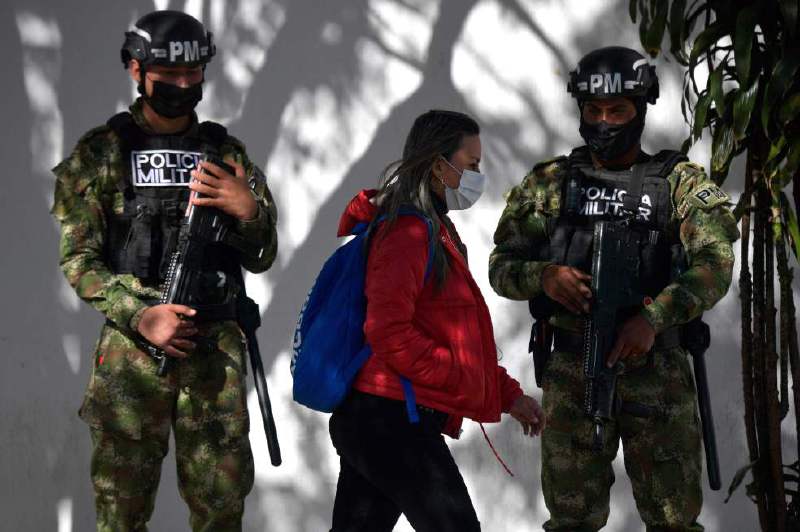 Según la Procuraduría, la restricción a la libre circulación fue la que más afectó la vida social de las personas. / AFP / Raul ARBOLEDA