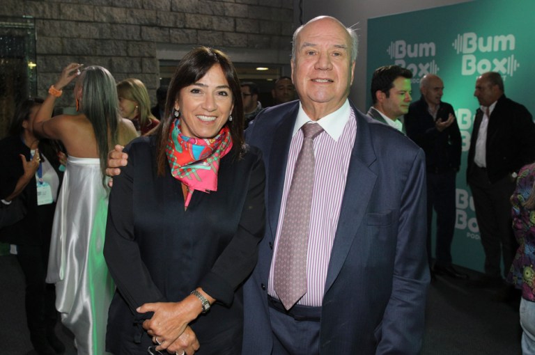 Sociales Lanzamiento Bumbox podcast en colombia 2020 VEA