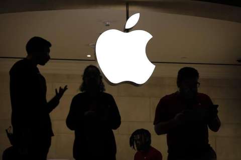 Apple reabrirá 10 de 17 tiendas en Italia la próxima semana