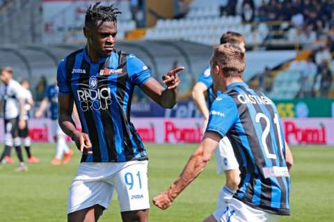 Duván Zapata pone a Atalanta a soñar con la Champions