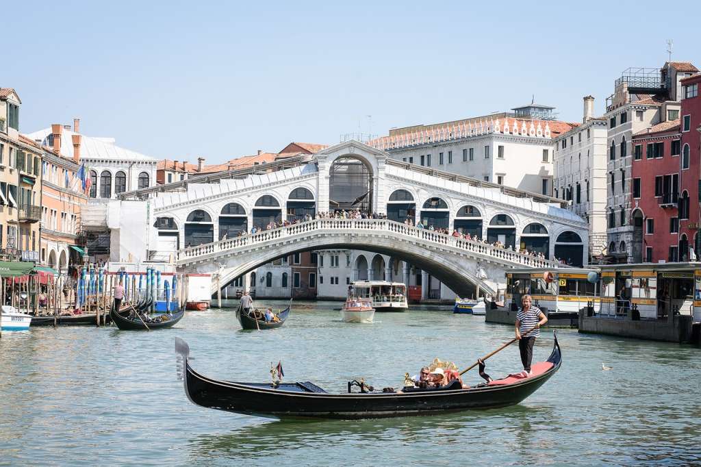 Los ingresos del gondolero dependen de muchas variables, empezando por los viajes que realiza en un año.
