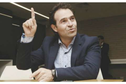 Federico Gutiérrez responde al artículo que llama a Colombia “patria de los narcos”