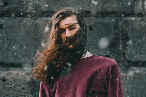 Peinados para hombre: 5 ideas para recoger tu cabello largo y verte bien