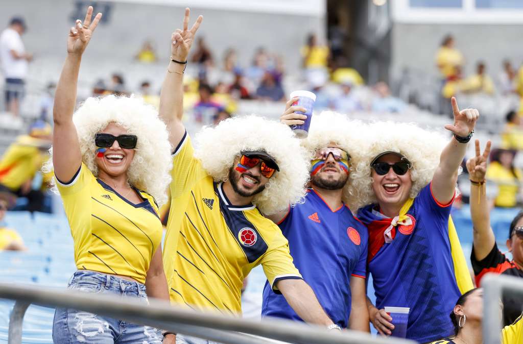 Charlotte (United States), 10/07/2024.- Fans gather in the stands before the start of the CONMEBOL Copa America 2024 semi-finals match between Uruguay and Colombia in Charlotte, North Carolina, USA, 10 July 2024. EFE/EPA/BRIAN WESTERHOLT