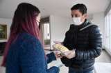 Días de coronavirus y héroes anónimos: Alexander, un vendedor de empanadas por Twitter