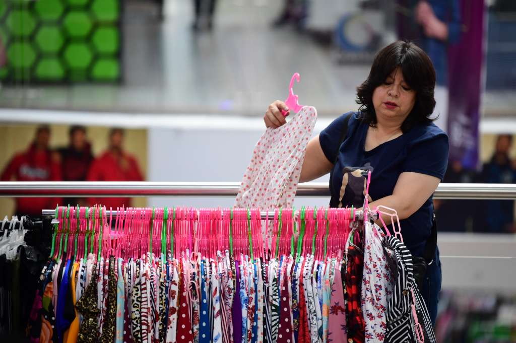Feria de Moda y Desfiles del Gran San Victorino que busca la reactivación del comercio en esta zona de Bogotá