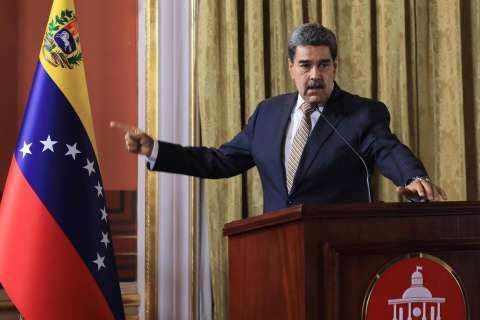¡No parece probable que Maduro se detenga a sí mismo!