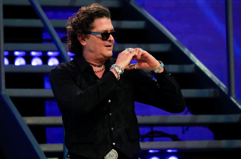 Carlos Vives y Silvestre Dangond sorprendieron con concierto antes del partido de Colombia