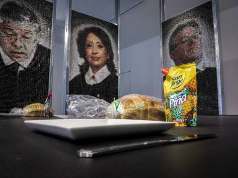 “Mermelada”, la instalación del artista colombiano Paolo Almario ganó un premio en Austria