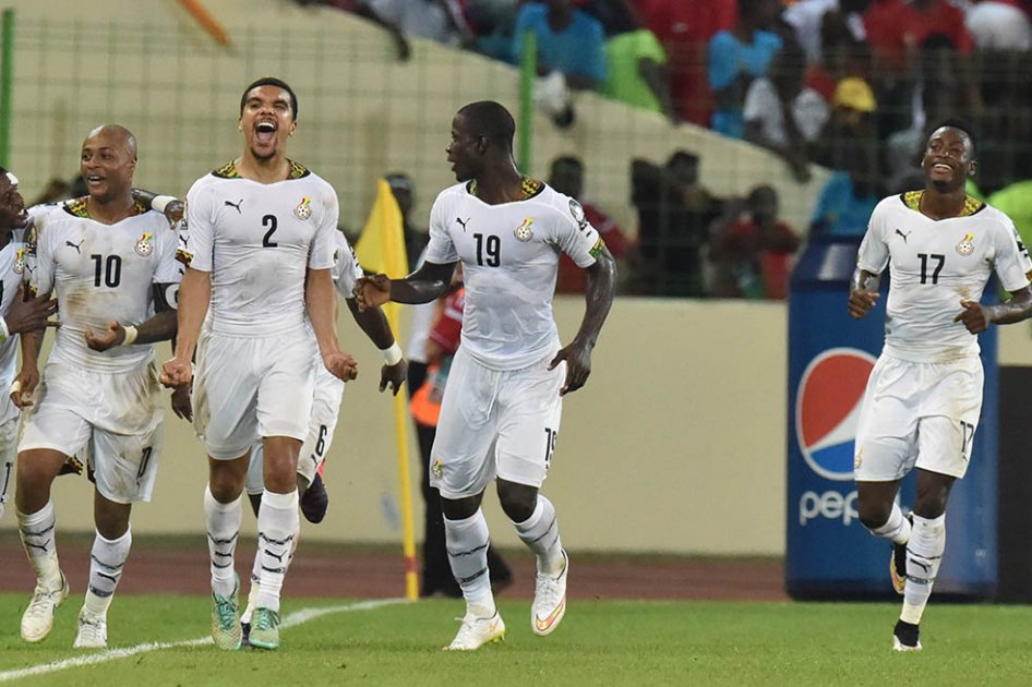 Andre Ayew celebra uno de los tantos del cuadro ghanes en las semifinales de la Copa de África- Foto: AFP