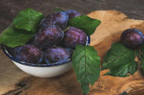 Esta es la fruta olvidada por todos que te ayuda a regular el azúcar en la sangre