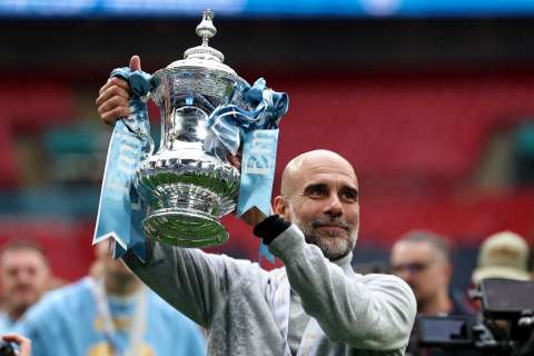 Pep Guardiola llegó a los 20 títulos con Manchester City y sigue haciendo historia