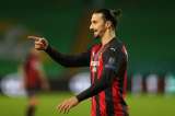 Zlatan Ibrahimovic renovó su contrato con AC Milan un año más