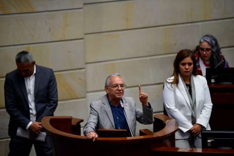 Congreso se dividió ante posibilidad de que Petro saque el presupuesto por decreto