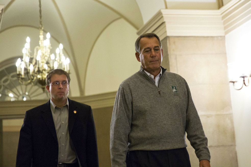 El presidente de la Cámara de Representantes, el republicano John Boehner (derecha), no logró poner de acuerdo a los miembros de su partido. / AFP