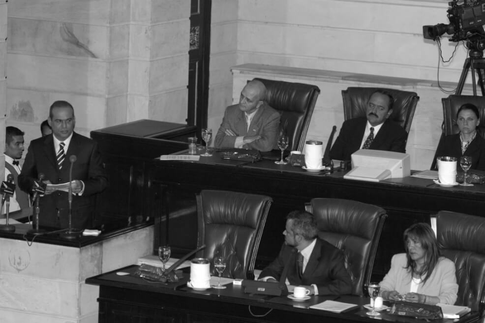 Que el jefe paramilitar Salvatore Mancuso haya sido invitado a pronunciar un discurso en el Congreso Nacional fue indicativo del nivel de la corrupción política narcoparamilitar. / Archivo